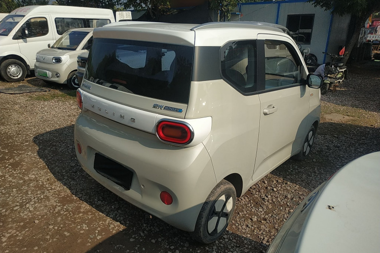 五菱汽车 宏光MINIEV 2024款 第三代 215km 进阶版车身外观7