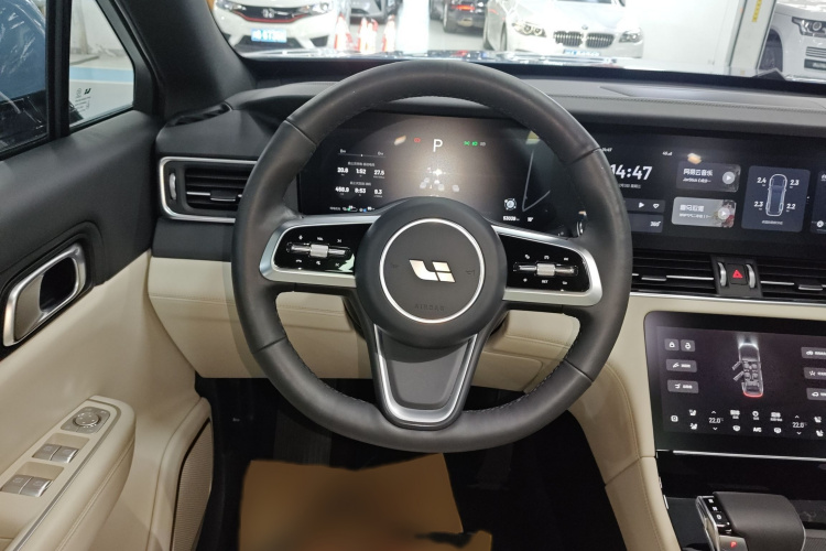 理想汽车 理想ONE 2021款 增程6座版局部细节13