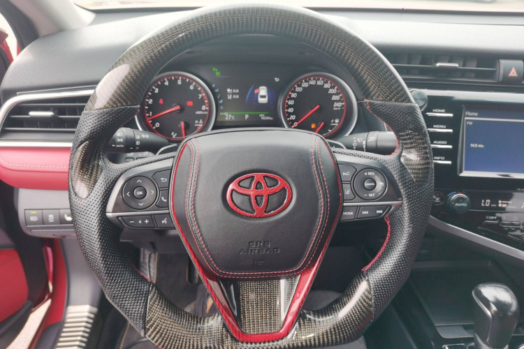 丰田 凯美瑞 2018款 2.5S 锋尚版中控内饰13