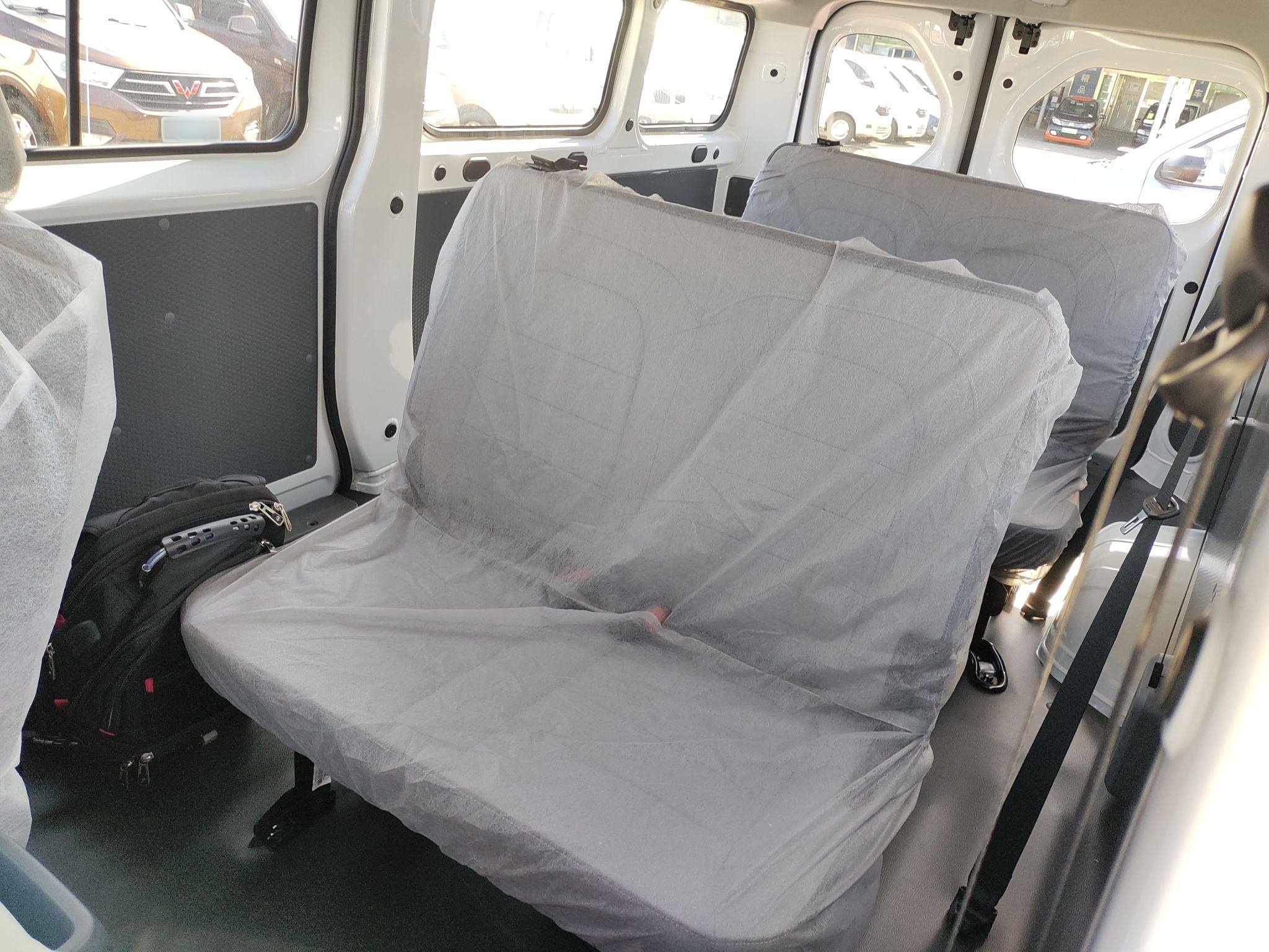 五菱汽车 五菱扬光 2024款 300KM 舒适型客车版 75kW