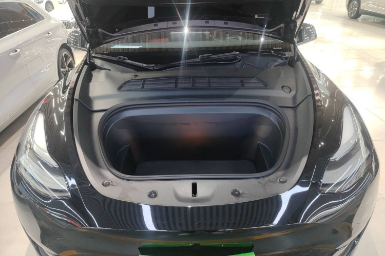 特斯拉 Model Y 2022款 改款 后轮驱动版局部细节24