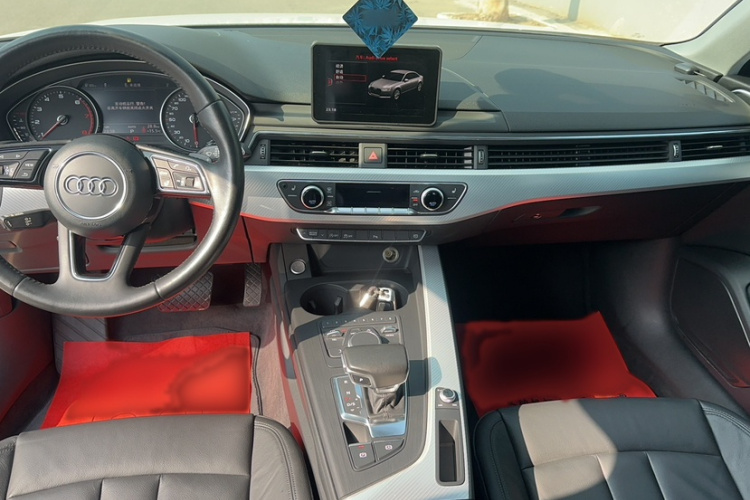 奥迪A4L 2017款 40 TFSI 风尚型中控内饰7002