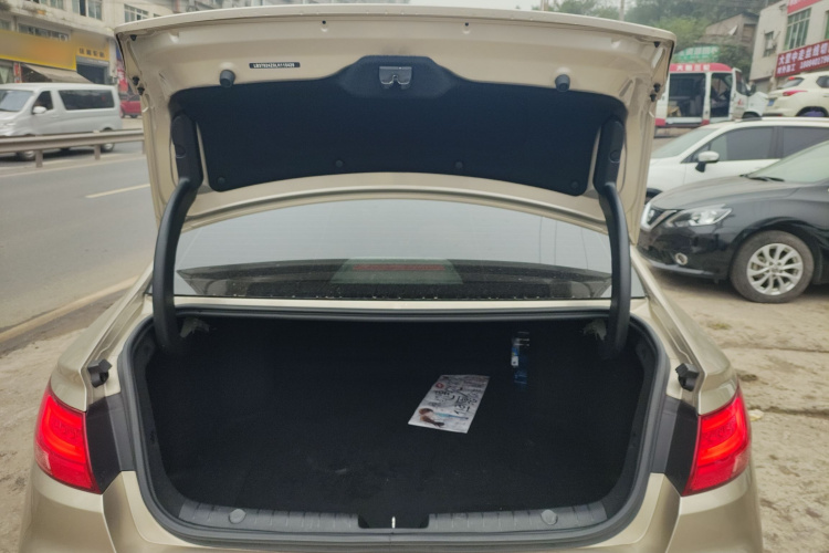 吉利汽车 帝豪GL 2020款 1.5T DCT豪华型局部细节23