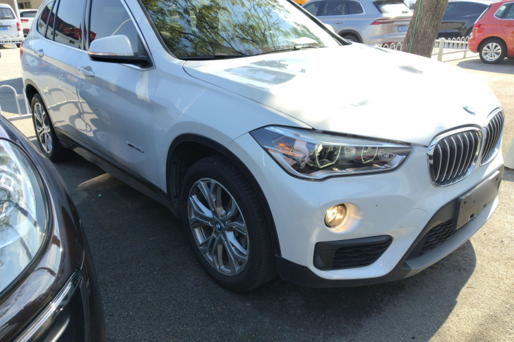 宝马X1 2018款 sDrive20Li 领先型车身外观3