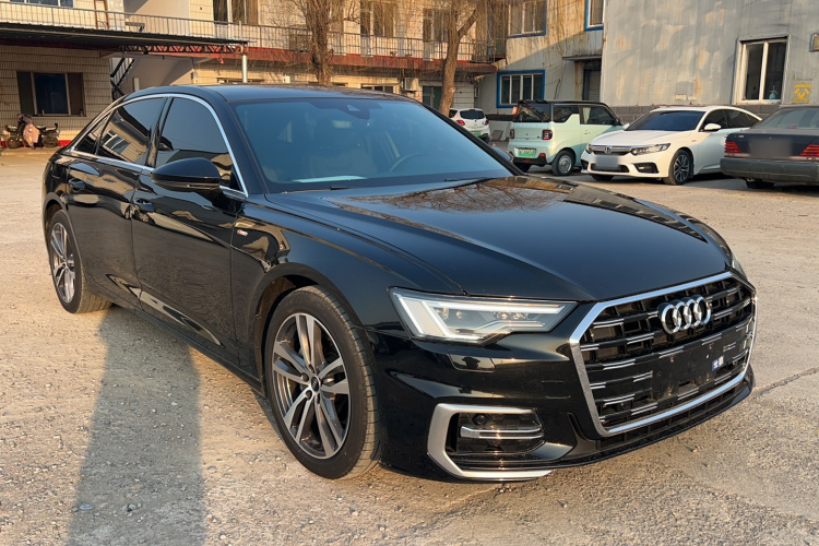 奥迪A6L 2023款 改款 40 TFSI 豪华动感型车身外观6003