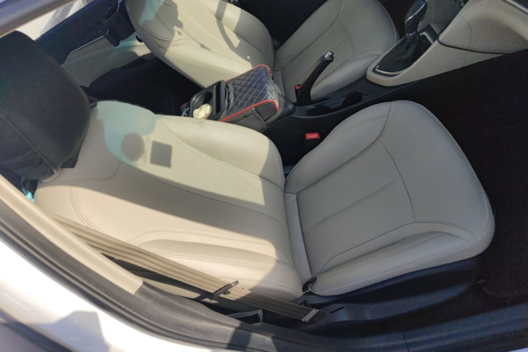 别克 英朗 2021款 典范 1.5L 自动精英型局部细节41