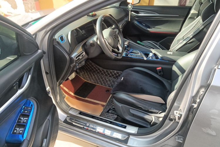 长安 逸动 2020款 PLUS 1.6L GDI 自动豪华型中控内饰7003