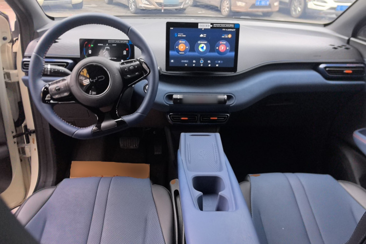 比亚迪 海鸥 2025款 305km 自由版中控内饰12