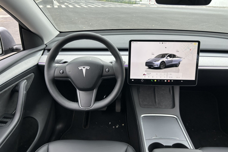 特斯拉 Model Y 2024款 后轮驱动版中控内饰7008
