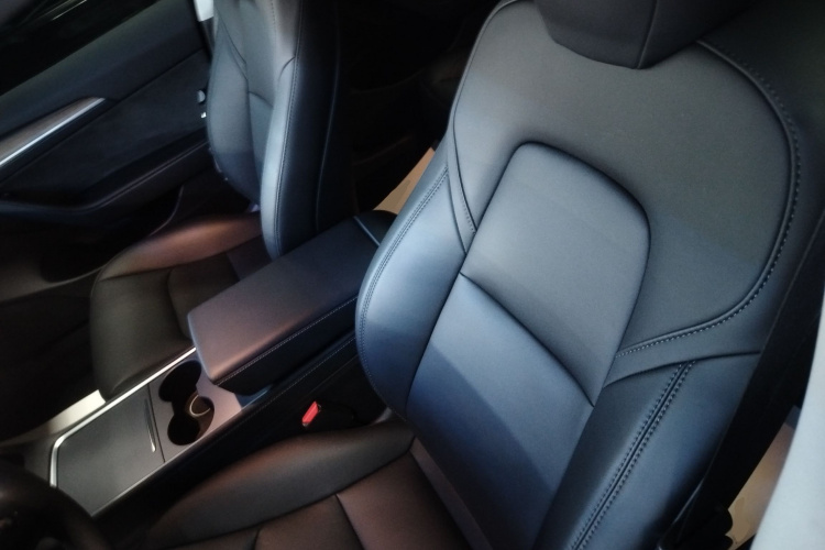 特斯拉 Model 3 2022款 后轮驱动版局部细节19