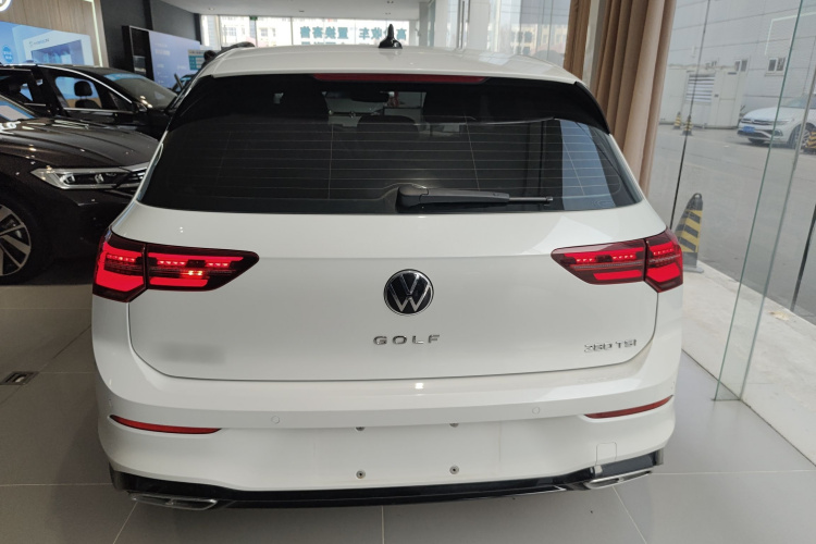 大众 高尔夫 2023款 改款 280TSI DSG R-Line Lite车身外观6