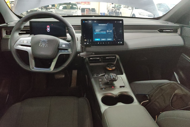 比亚迪 秦PLUS 2025款 EV 智驾版 510KM领先型中控内饰12