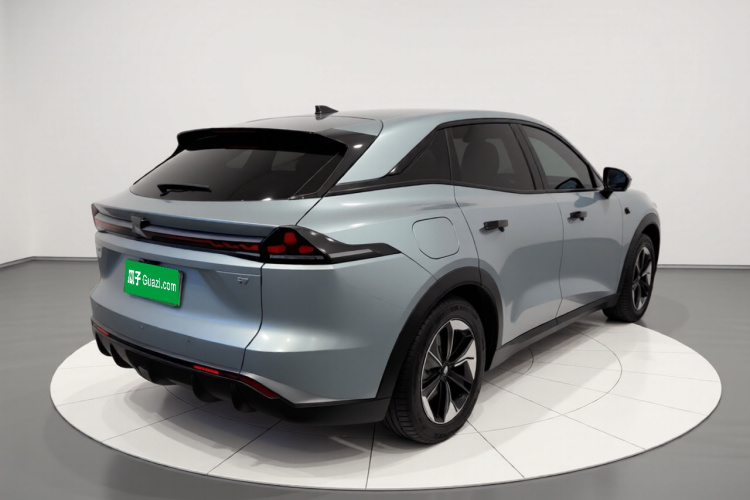 深蓝汽车 深蓝S07 2023款 200Max增程版车身外观7