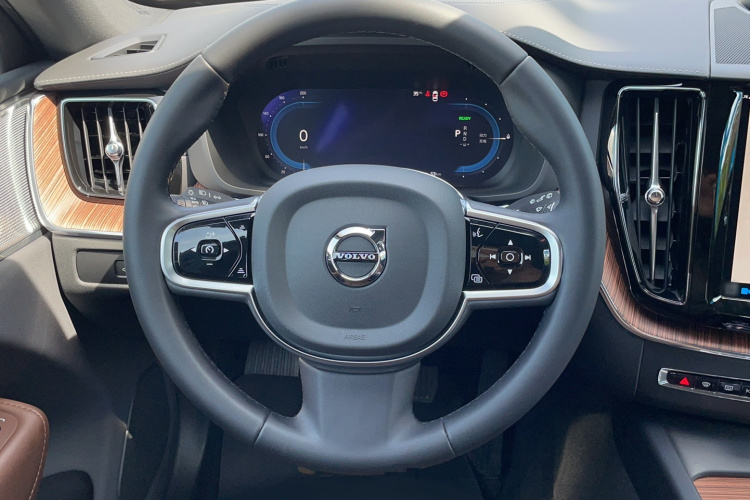 沃尔沃XC60新能源 2024款 T8 插电混动 长续航四驱智雅豪华版局部细节13