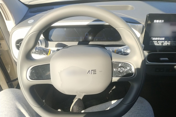 吉利银河 熊猫 2025款 210km 元气熊中控内饰13