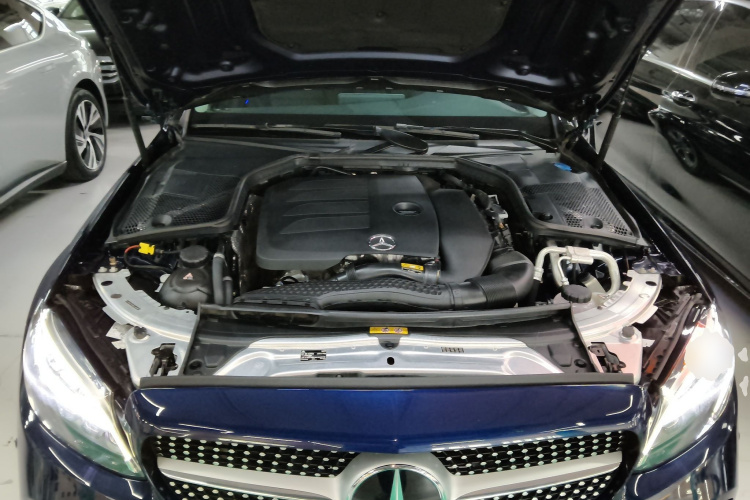 奔驰C级 2019款 改款 C 260 L 运动版局部细节24