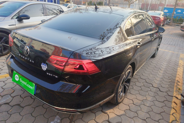 大众 迈腾 2020款 330TSI DSG 豪华型车身外观7