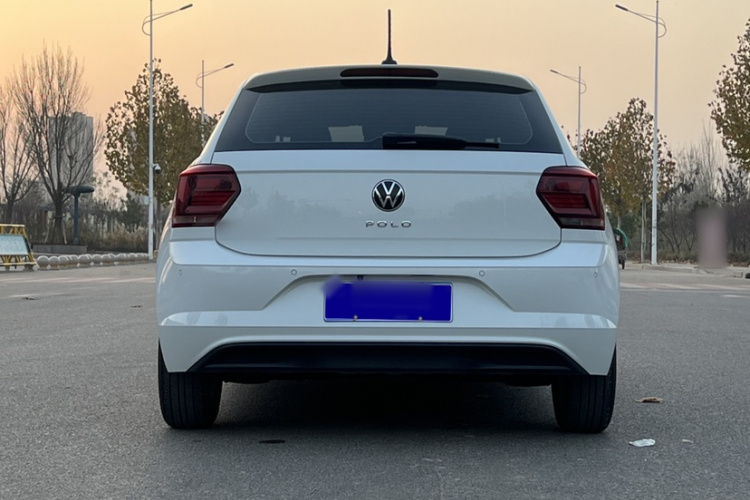 大众 Polo 2023款  Plus 1.5L 自动炫彩科技版车身外观6006