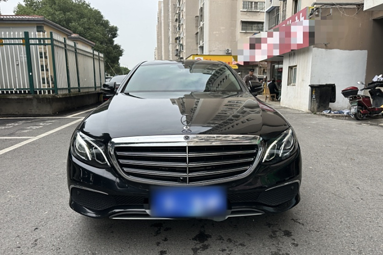 奔驰E级 2019款 E 200 L 运动型车身外观6005