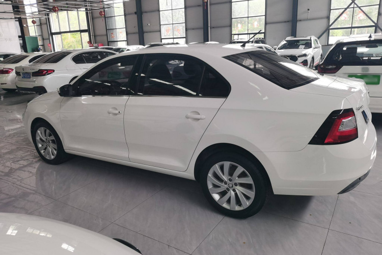 斯柯达 昕锐 2019款 1.5L 自动舒适版 国V车身外观4