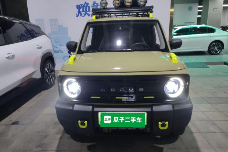 吉利银河 2024款 200km 熊猫骑士车身外观2