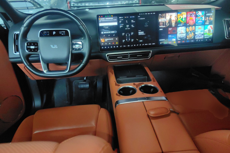 理想汽车 理想L9 2022款 Max中控内饰7002