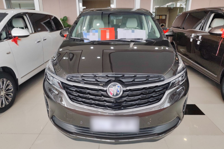 别克GL8 2022款 陆上公务舱 652T 尊贵型车身外观2