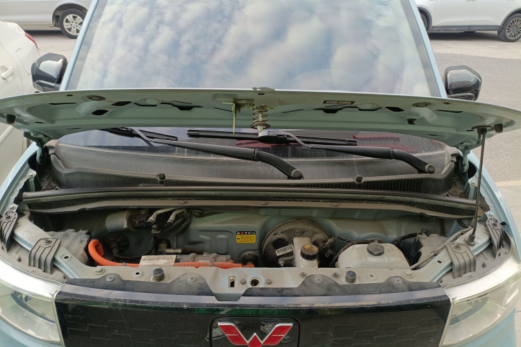 五菱汽车 宏光MINIEV 2020款 自在款 磷酸铁锂机舱底盘24