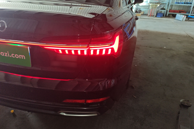 奥迪A6L 2019款 45 TFSI 臻选动感型车身外观6006