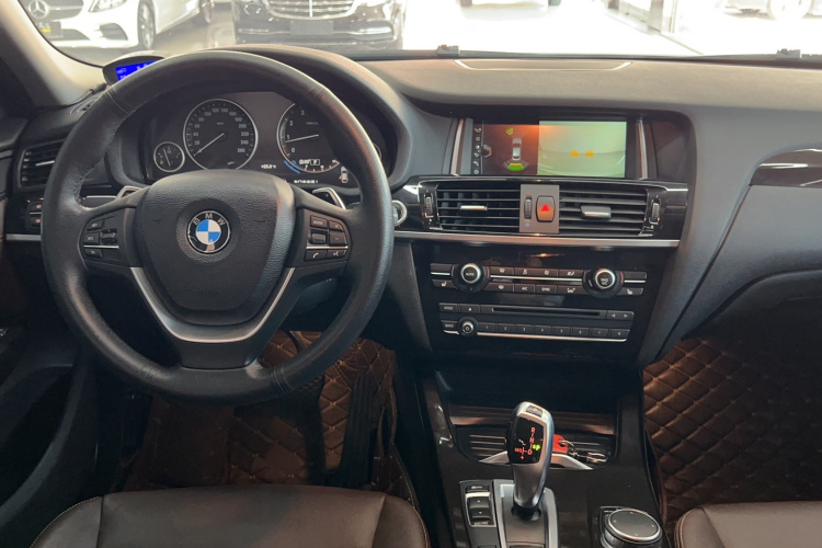 宝马X4 2016款 xDrive20i M运动型局部细节16