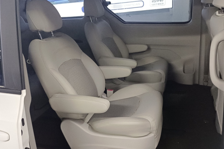 上汽大通MAXUS 大通G10 2018款 PLUS 2.0T 自动智享版中控内饰21