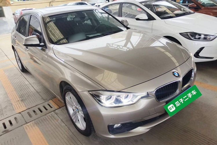宝马3系 2017款 320Li 时尚型车身外观3