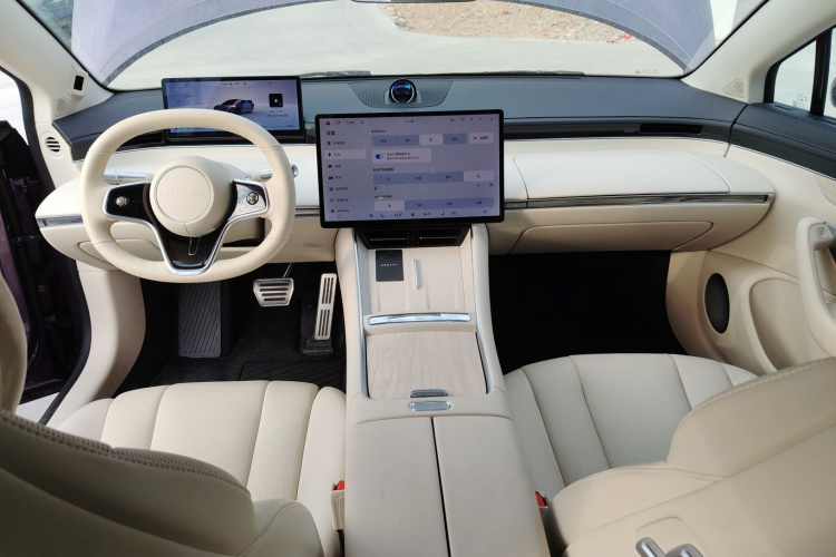 鸿蒙智行 智界S7 2024款 Pro 后驱长航版中控内饰12