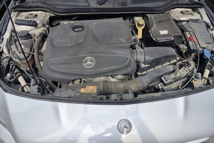 奔驰CLA 2017款 CLA 200 时尚型局部细节24