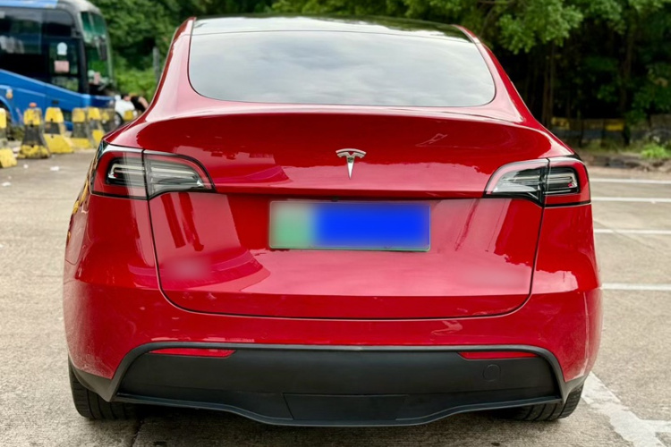 特斯拉 Model Y 2022款 改款 长续航全轮驱动版车身外观6003