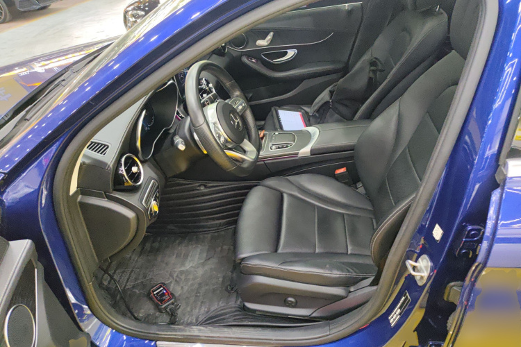 奔驰C级 2021款 C 200 L 时尚型运动版中控内饰19