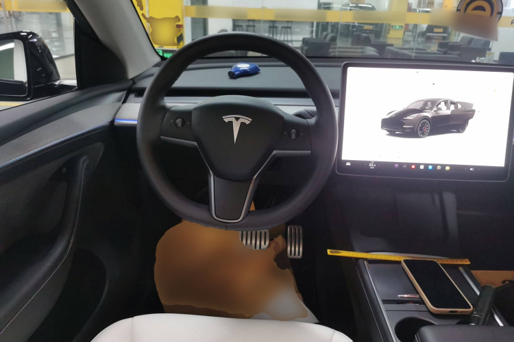 特斯拉 Model Y 2023款 高性能全轮驱动版中控内饰13