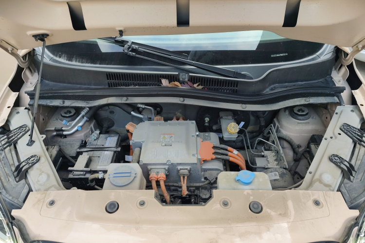 零跑汽车 零跑T03 2023款 403智享版机舱底盘24