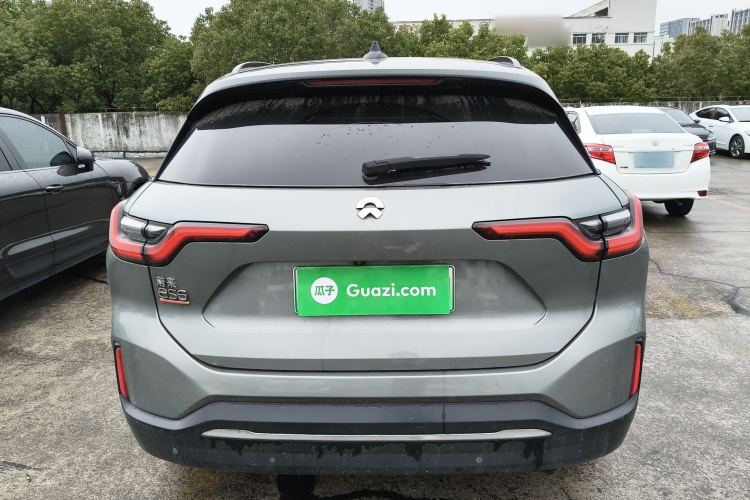 蔚来ES6 2020款 610KM 签名版车身外观6