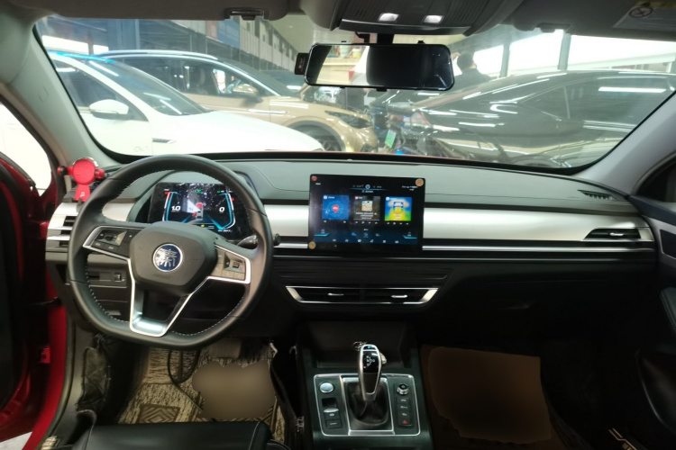 比亚迪 秦Pro 2020款 超越版 1.5TI 自动旗舰型中控内饰12