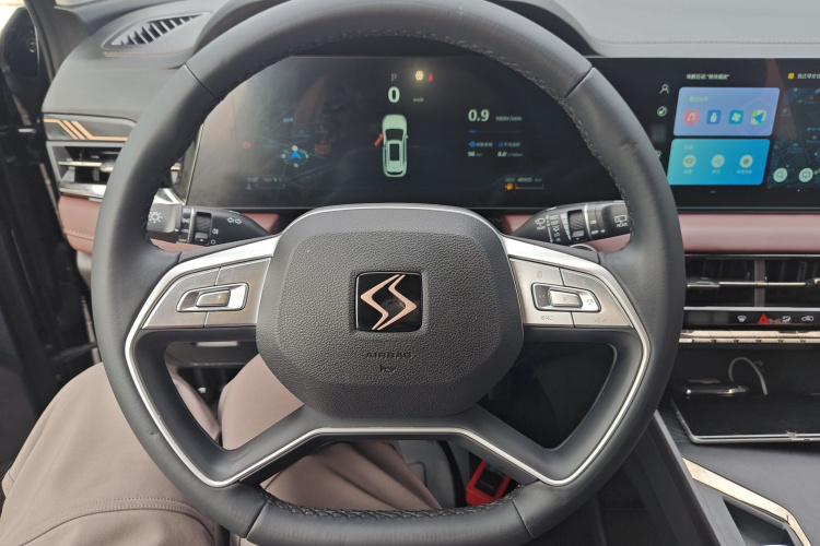 思皓X8 PLUS 2023款 1.5TGDI DCT智享版 7座中控内饰13