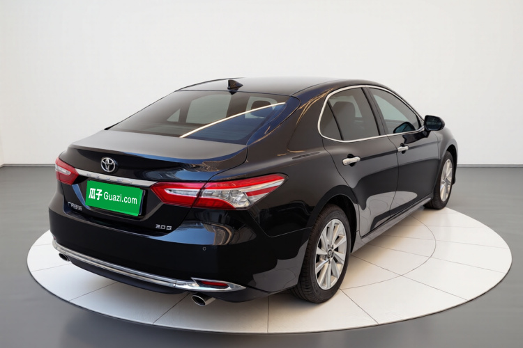 丰田 凯美瑞 2023款 2.0G 豪华版车身外观7