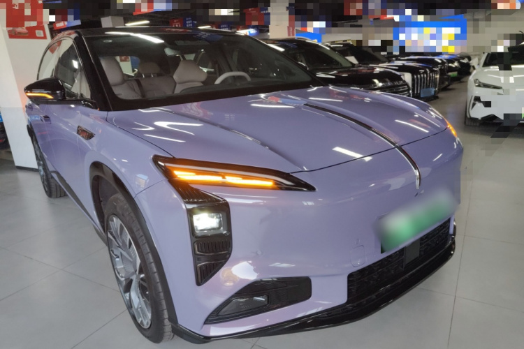 红旗天工08 2025款 680 Ultra四驱版车身外观3