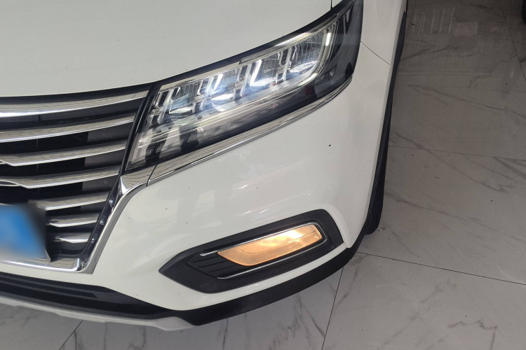 荣威RX5 2019款 20T 两驱自动Ali智联网铂金版局部细节36