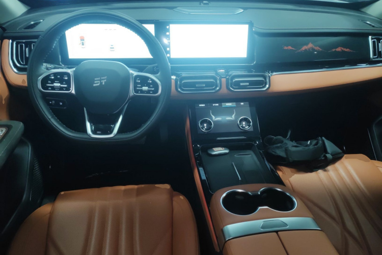 捷途山海L7 2024款 1.5T 120km ULTRA 7座中控内饰7002