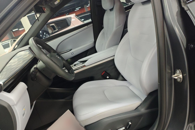 ARCFOX极狐 极狐 阿尔法T5(ARCFOX αT5) 2024款 660 MAX局部细节19