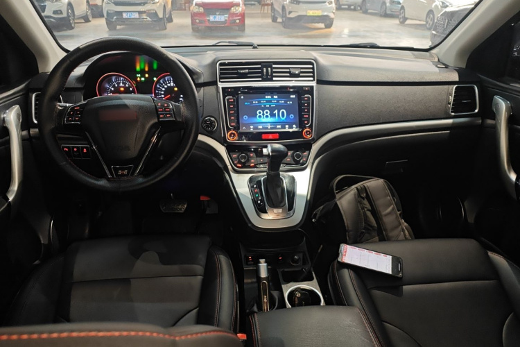 哈弗H6 2015款 运动版 1.5T 自动两驱豪华型中控内饰12