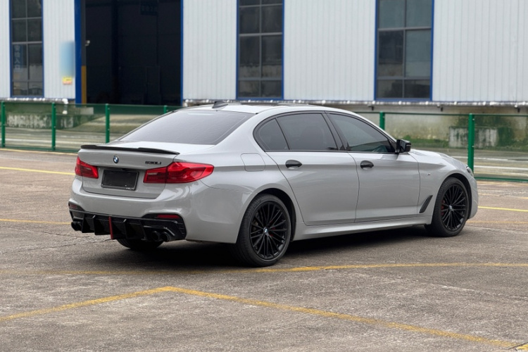 宝马5系 2020款 530Li 领先型 M运动套装车身外观6002