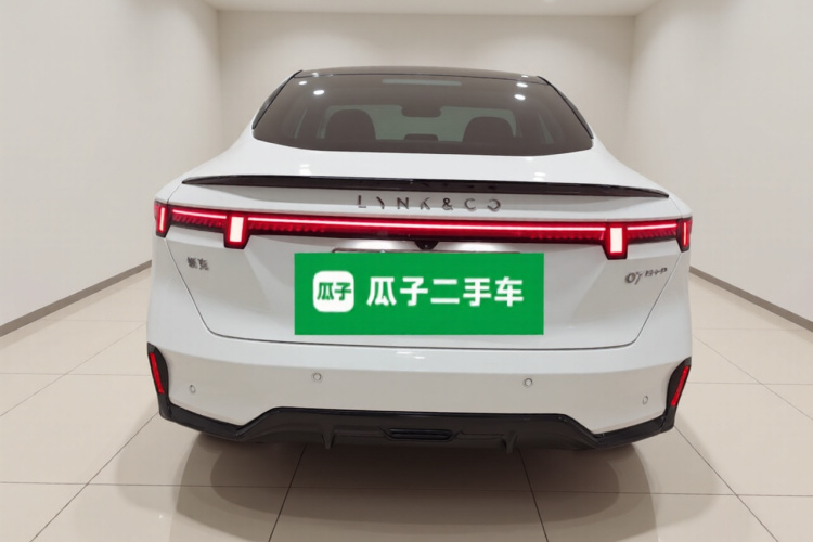 领克07 2024款 EM-P 126长续航 Pro车身外观6