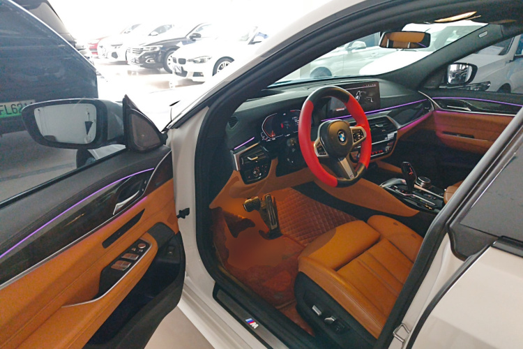 宝马6系GT 2022款 630i M运动套装中控内饰20